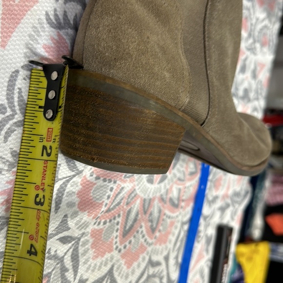 🔅‼️Kelly & Katie Sued Ankle Boots size 7.5 W - Picture 3 of 15
